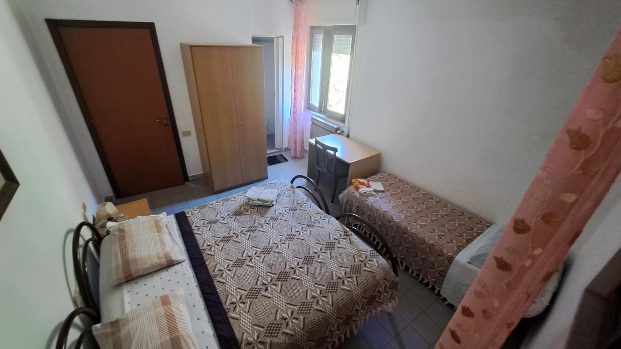 Hotel Alberta Massa Kültér fotó
